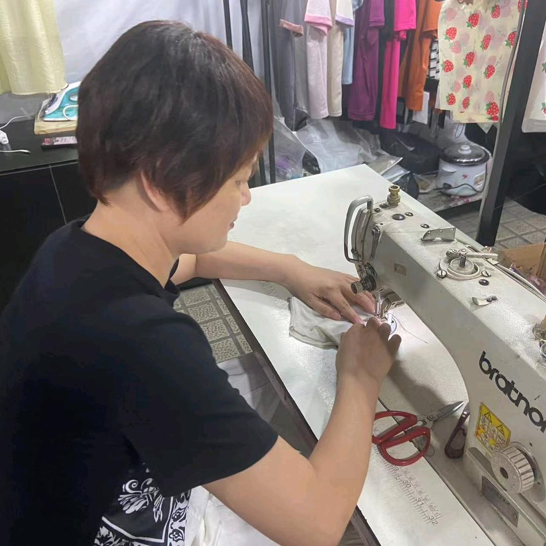 梅姐修补改衣服（女装店）