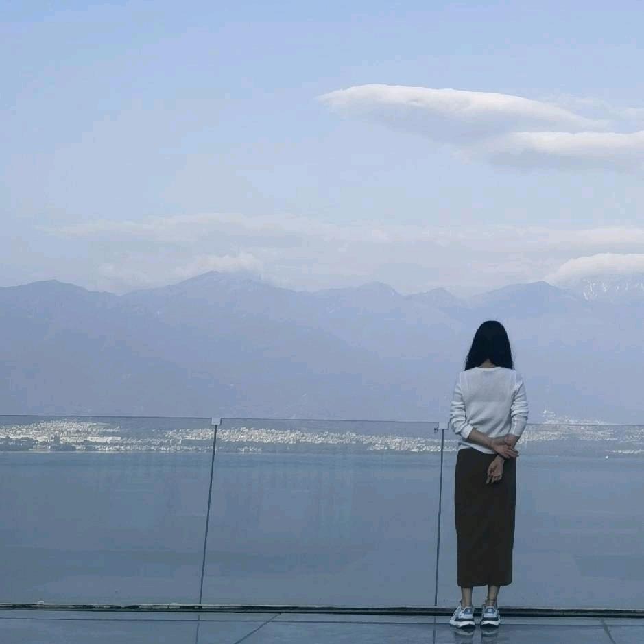 曼卡龙玥玥