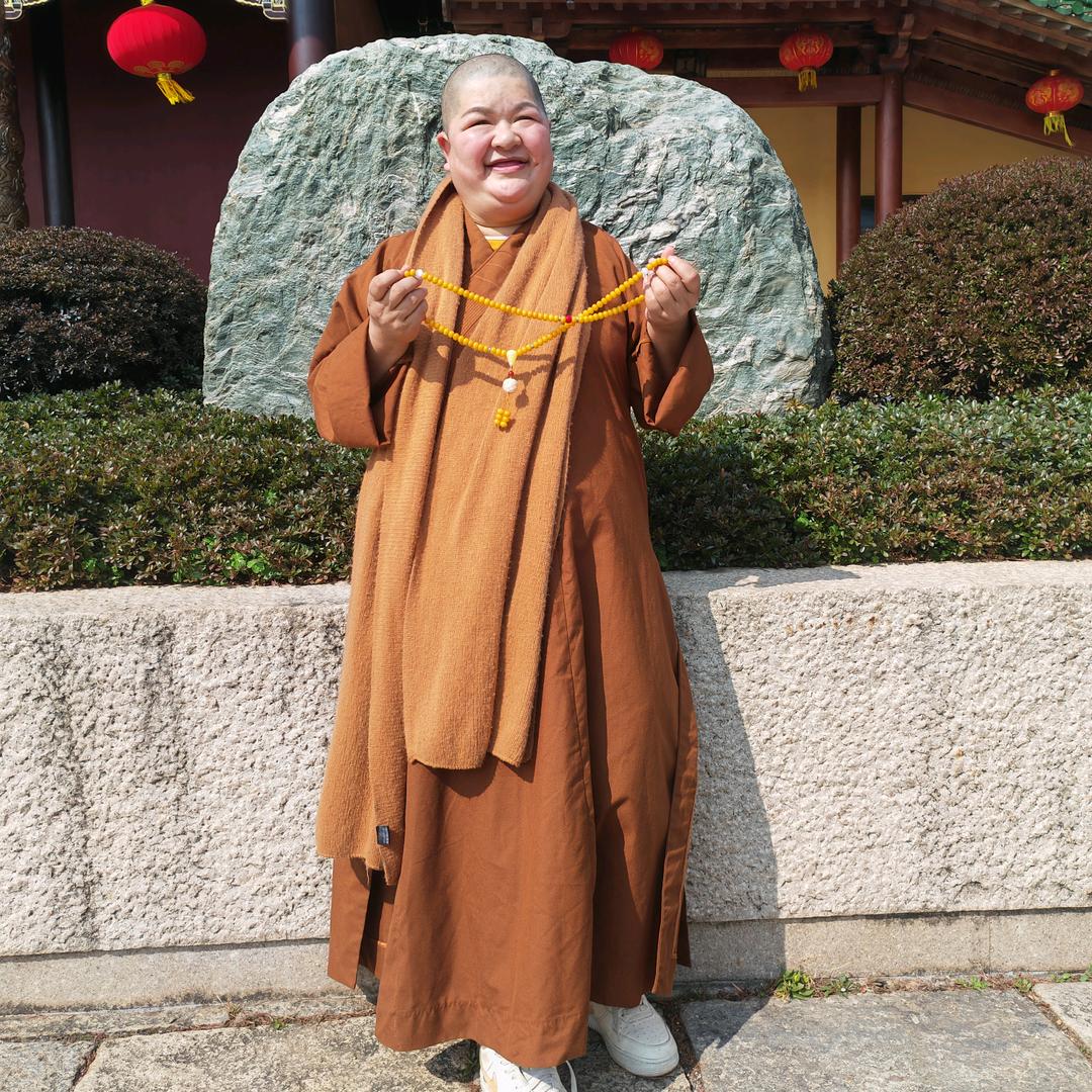 快乐的小弥勒