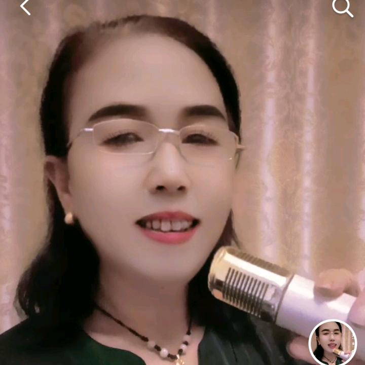 Ati真诚，滕，爱唱歌🎤，开播不定时