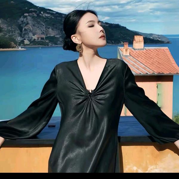溶溶RONGRONG爆款直播返场