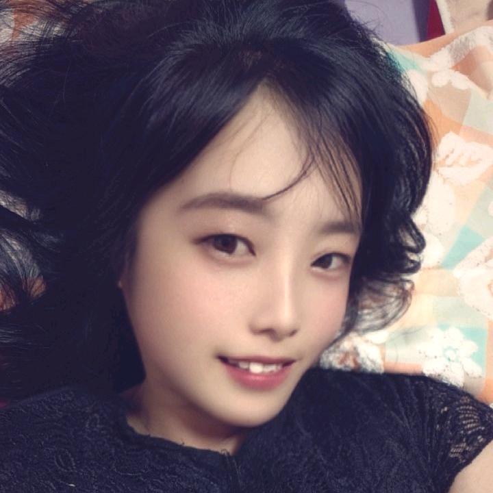 爱看短剧的张姐