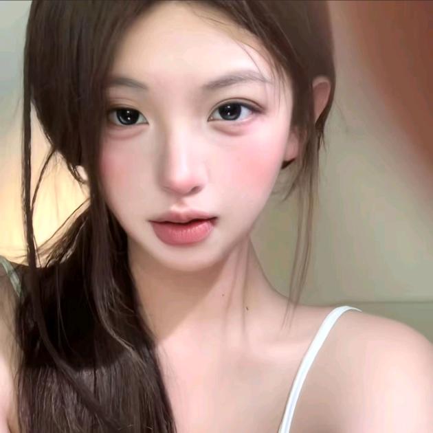 艾米🐰 ⑅⋆˖