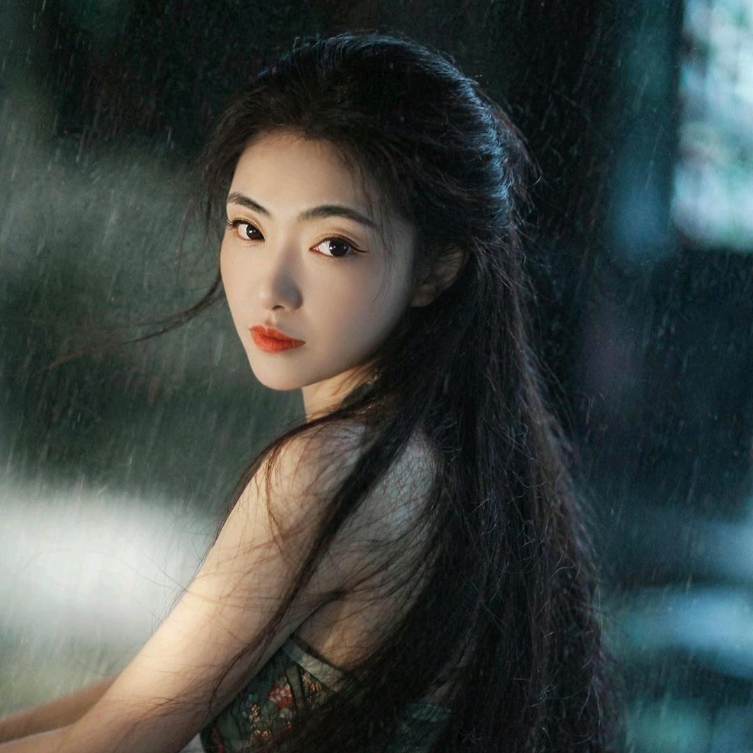 颜回曦