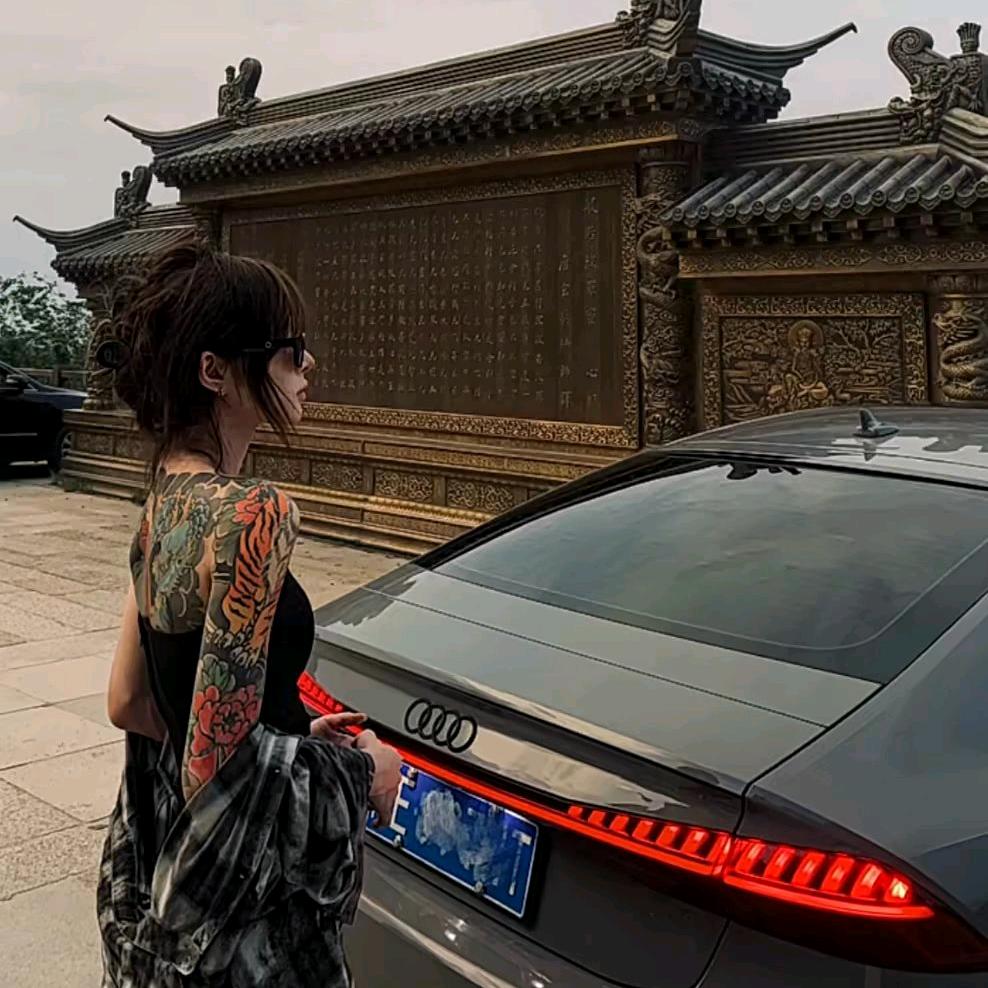 仔仔🦋