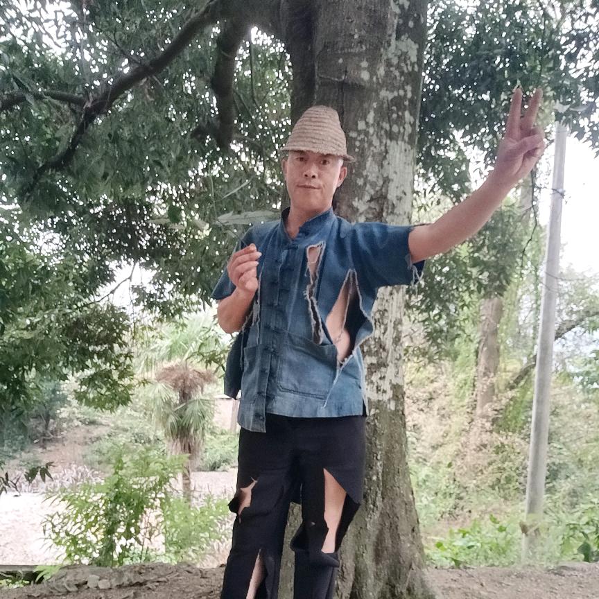 贵州草帽哥