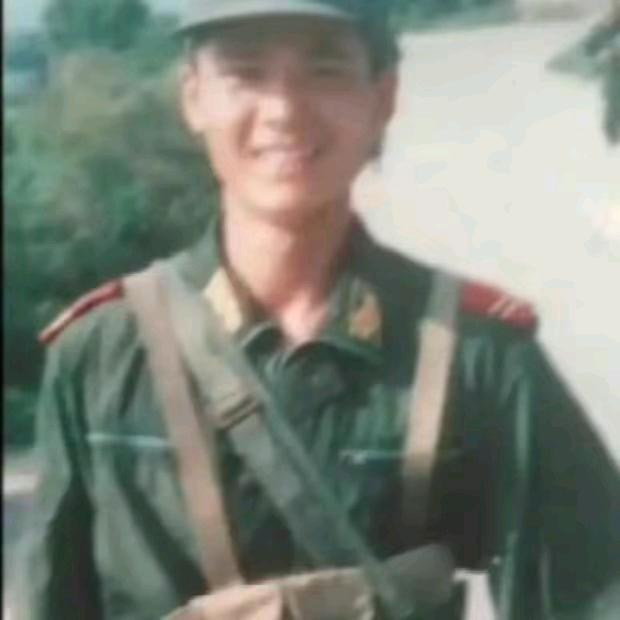 袁军《爱军习武、、、》