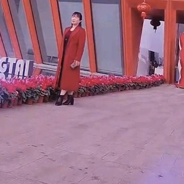 春暖花开e