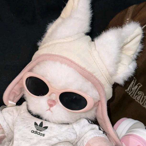 吃颗草莓莓烦恼