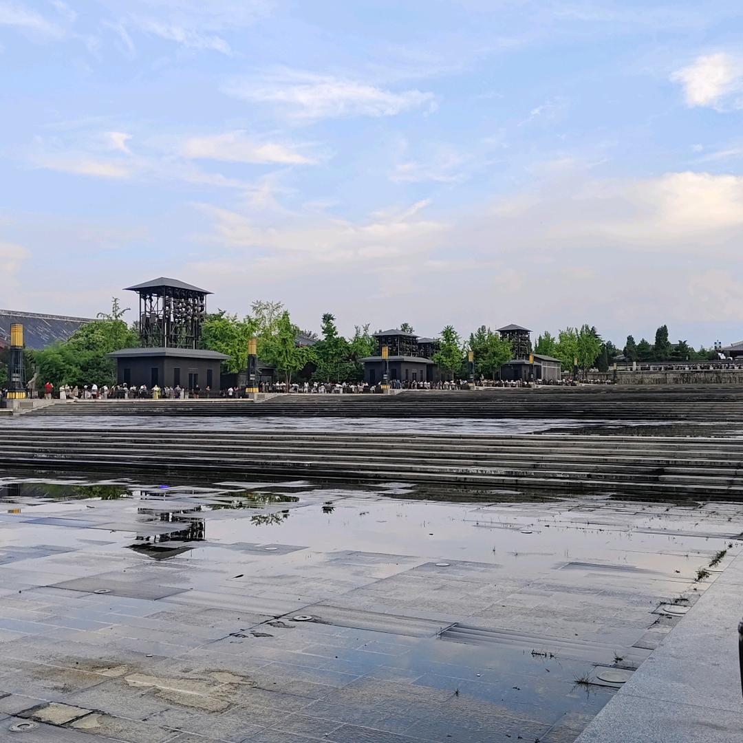 💀                杨丶