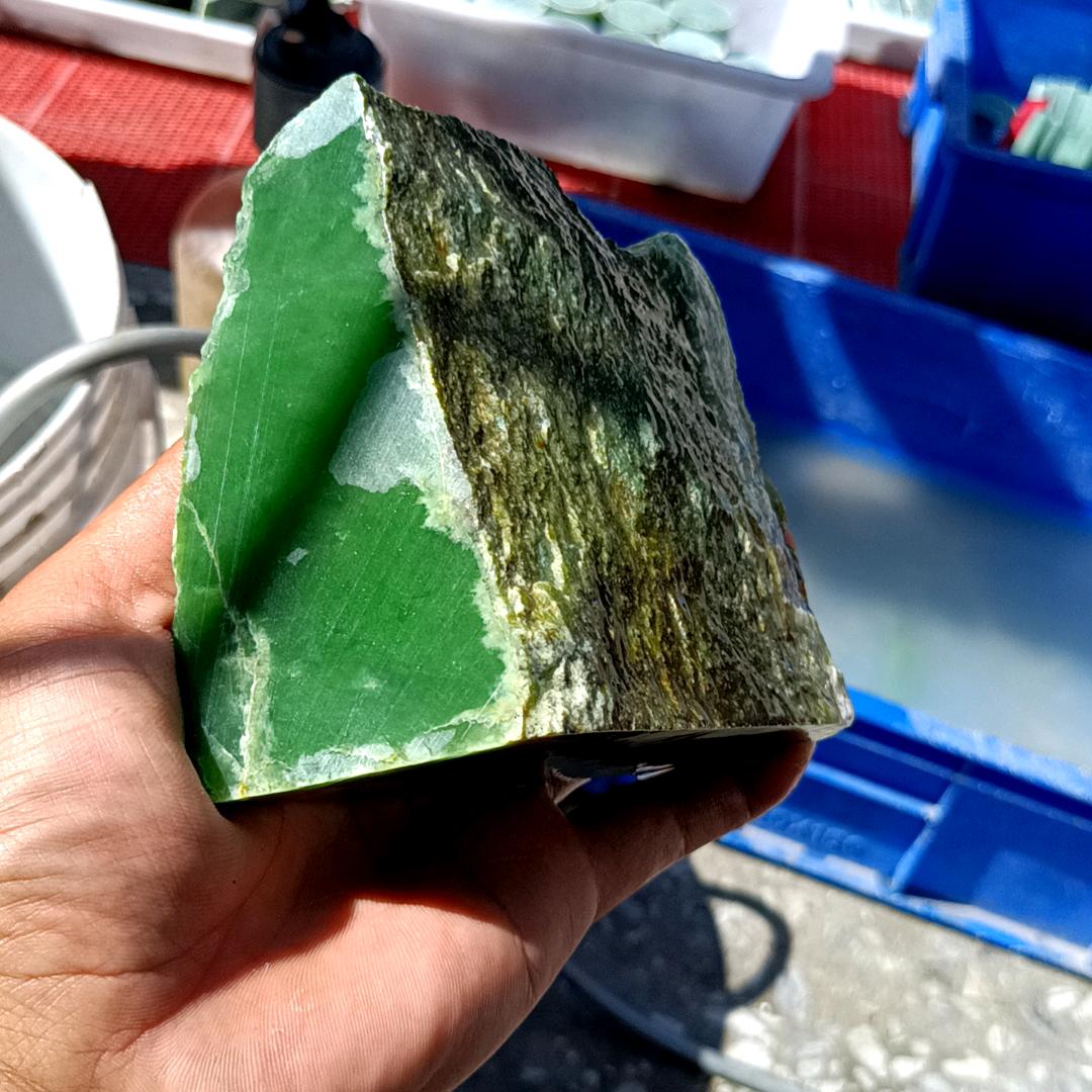 二少碧玉边角料