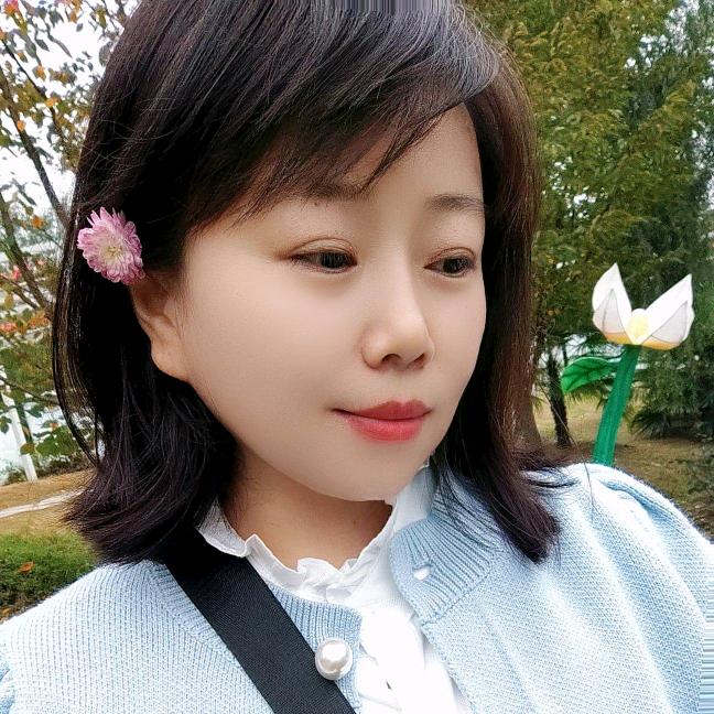 快乐的云儿