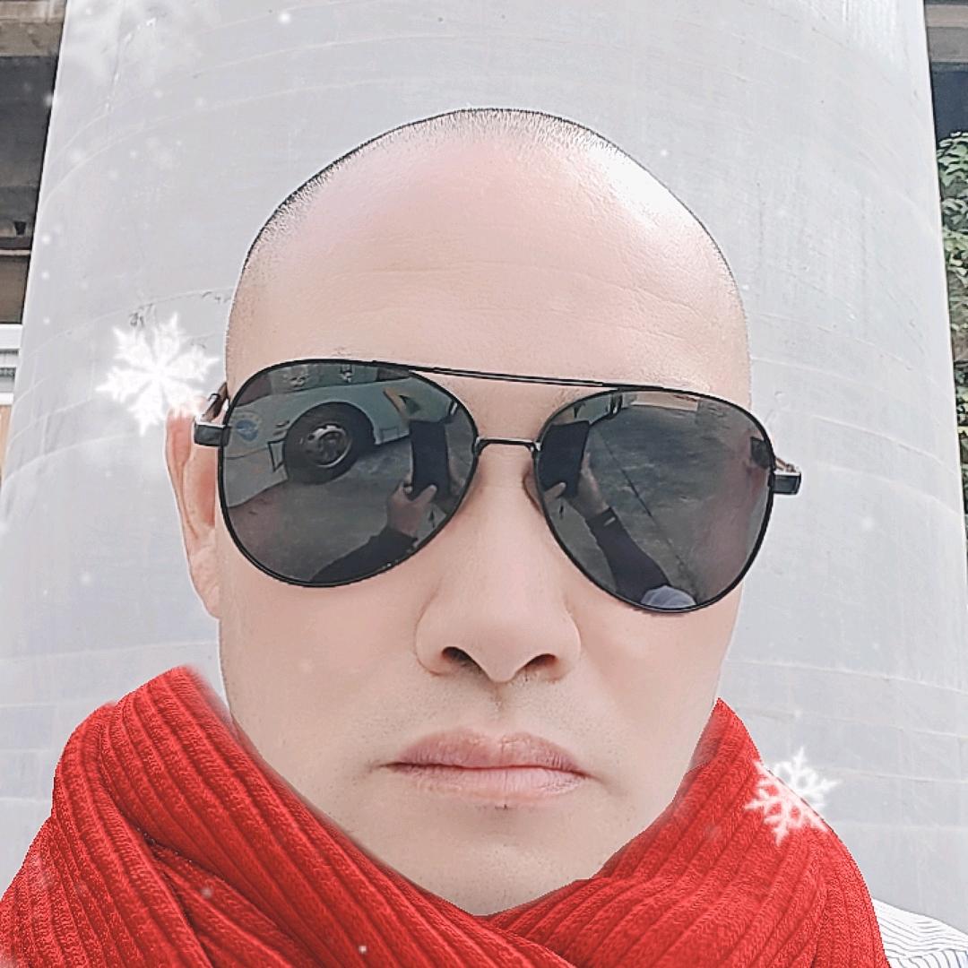 光头