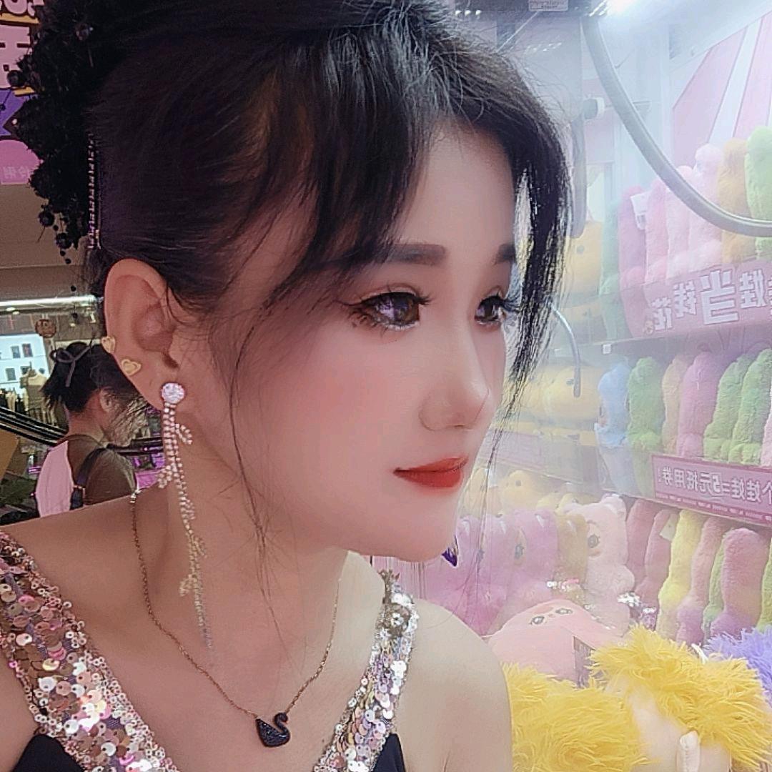 ℒᎭℯ 莉★美★人ꦿ҉᭄࿚ ནོ⁵²⁰