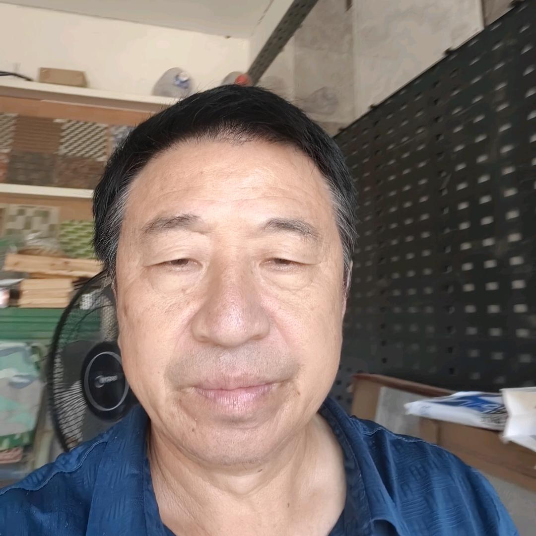 黄哥（黄哥哥1早上6点10开播）