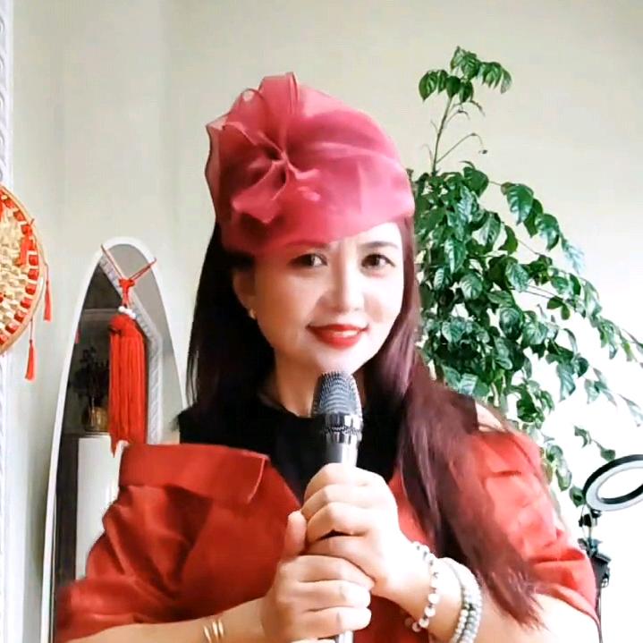圆姐穿搭
