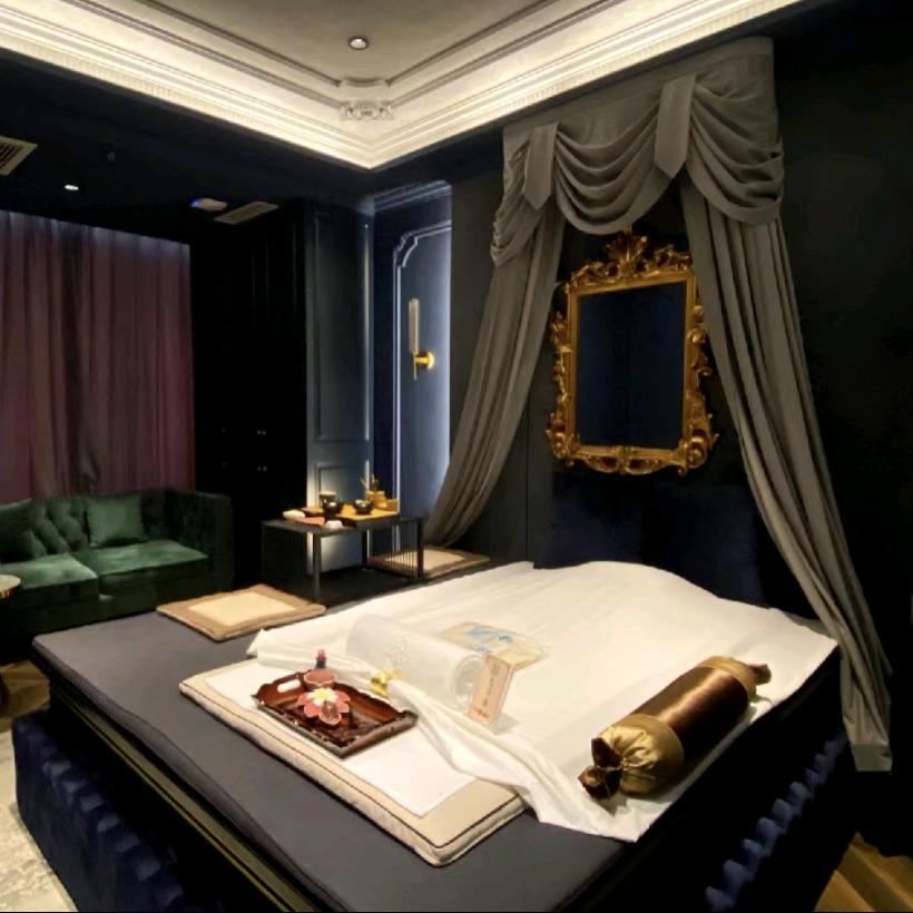 沫濹【私信咨询】