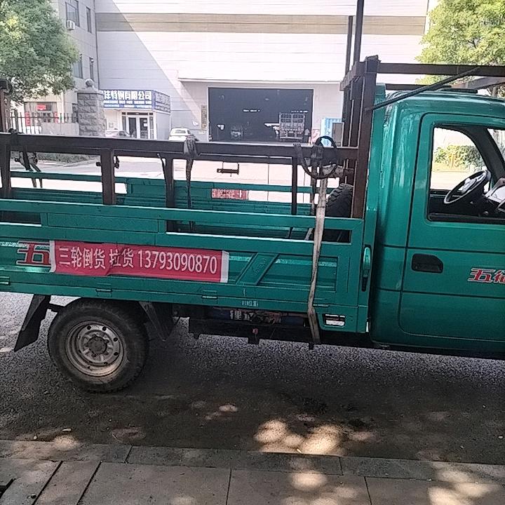 爱唱歌的军哥