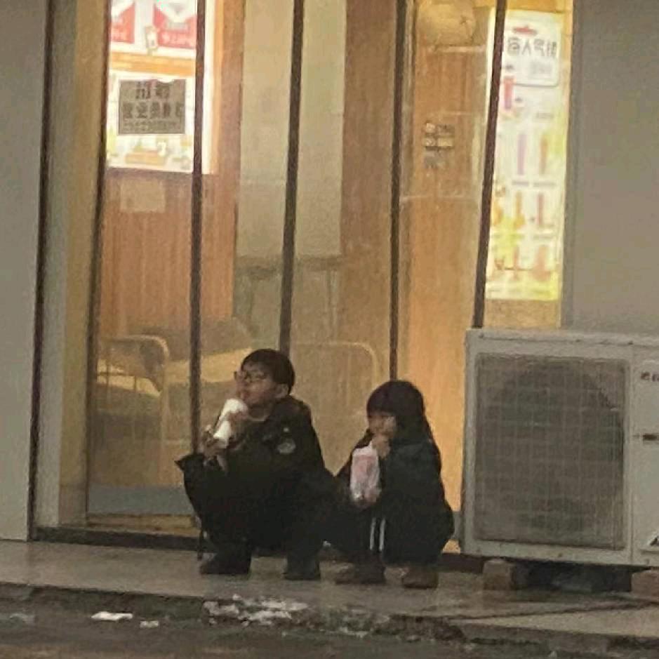 玲玲(拒私)👿👿👿