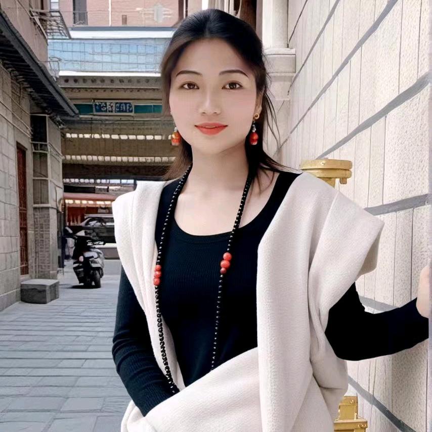 贡珍