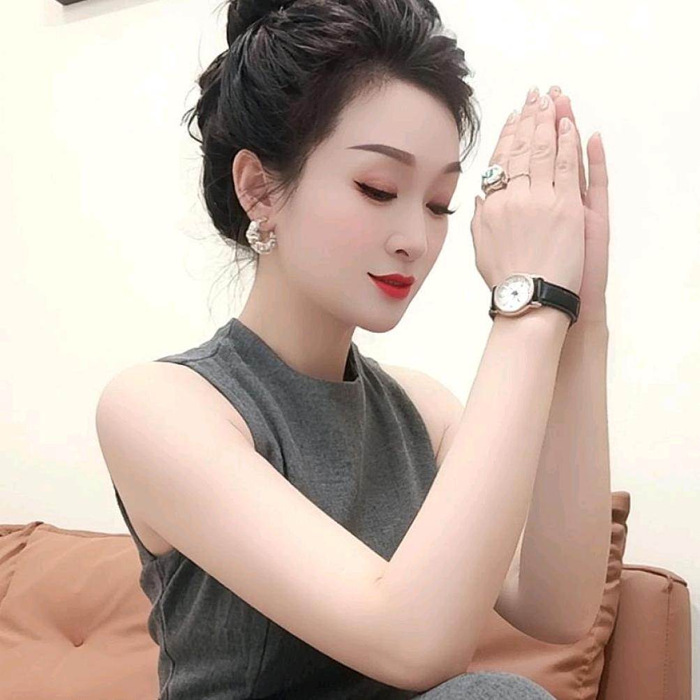 语笑嫣然
