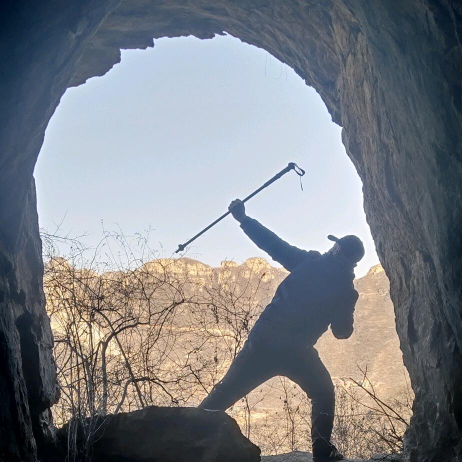 峰哥♥爬山游玩唱歌🎤