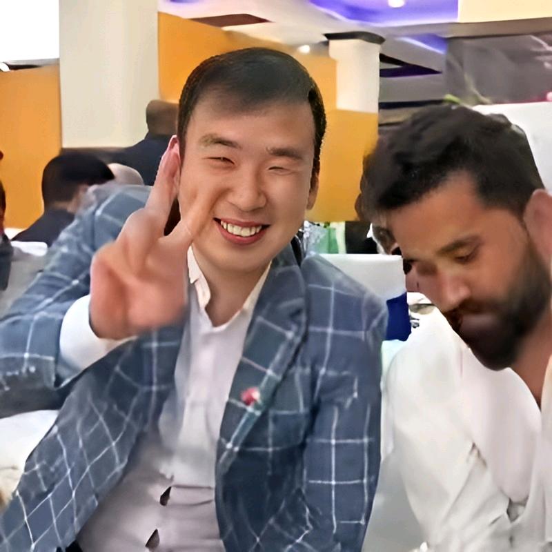 星光村•小飞和巴铁的故事