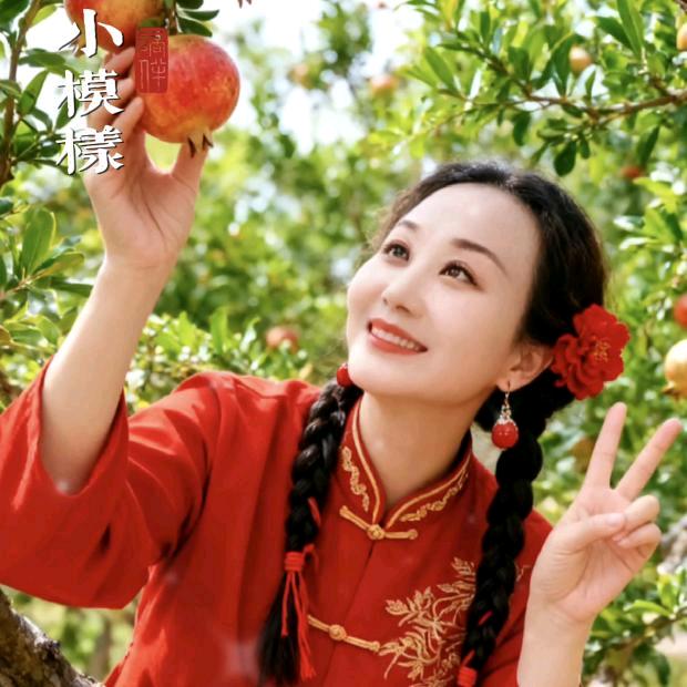 🌷颜如玉🌷《英姐》