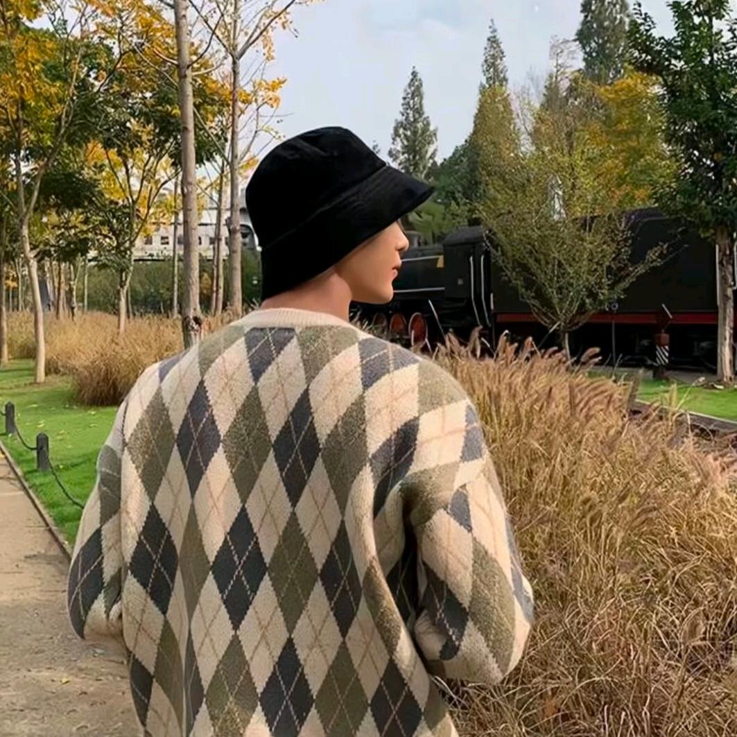 蓝颜1米8，技术顶呱呱少爷。