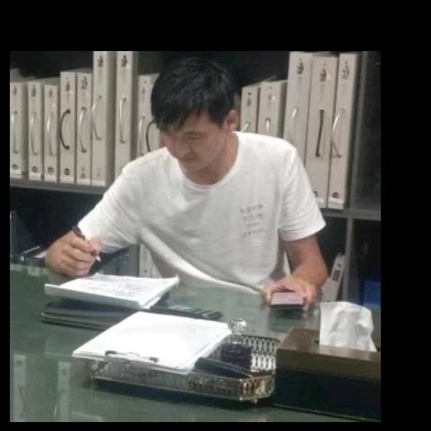 明显四方