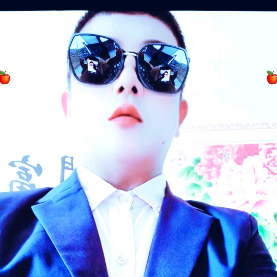 单身小哥哥。冉小号