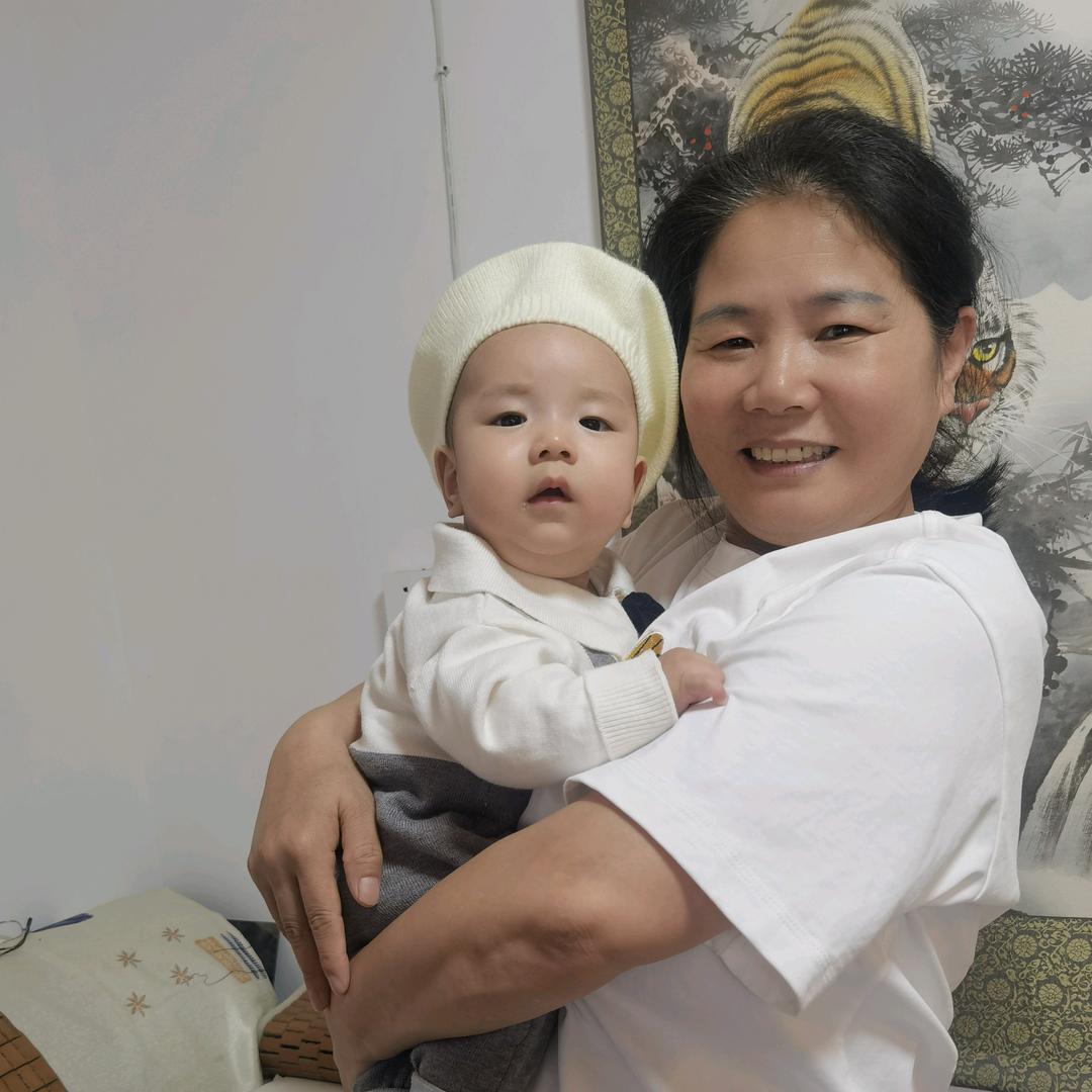 金牌月嫂林华