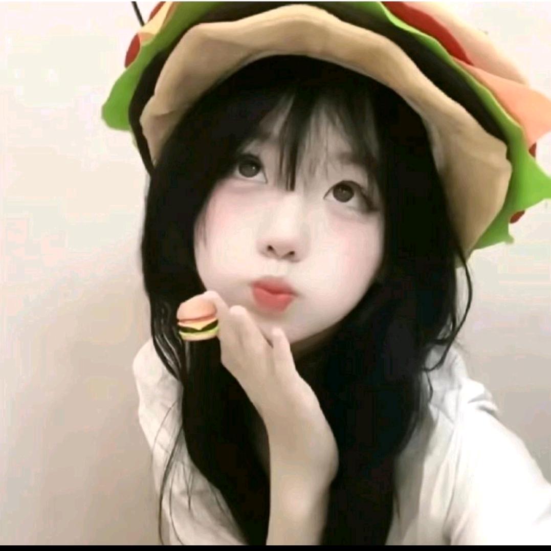 越莓干（上学中😭）（求火🔥）