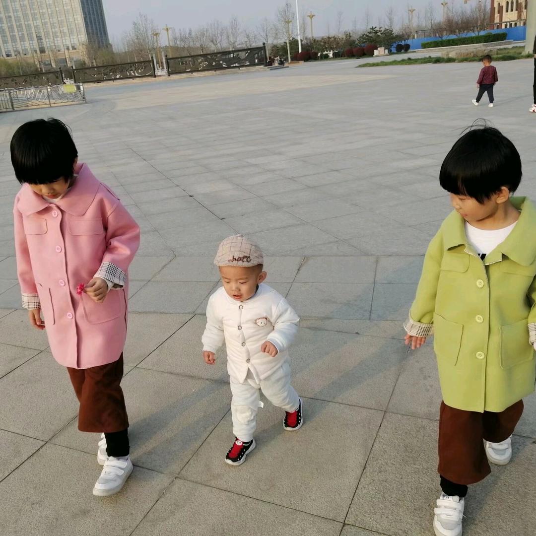 可爱三宝