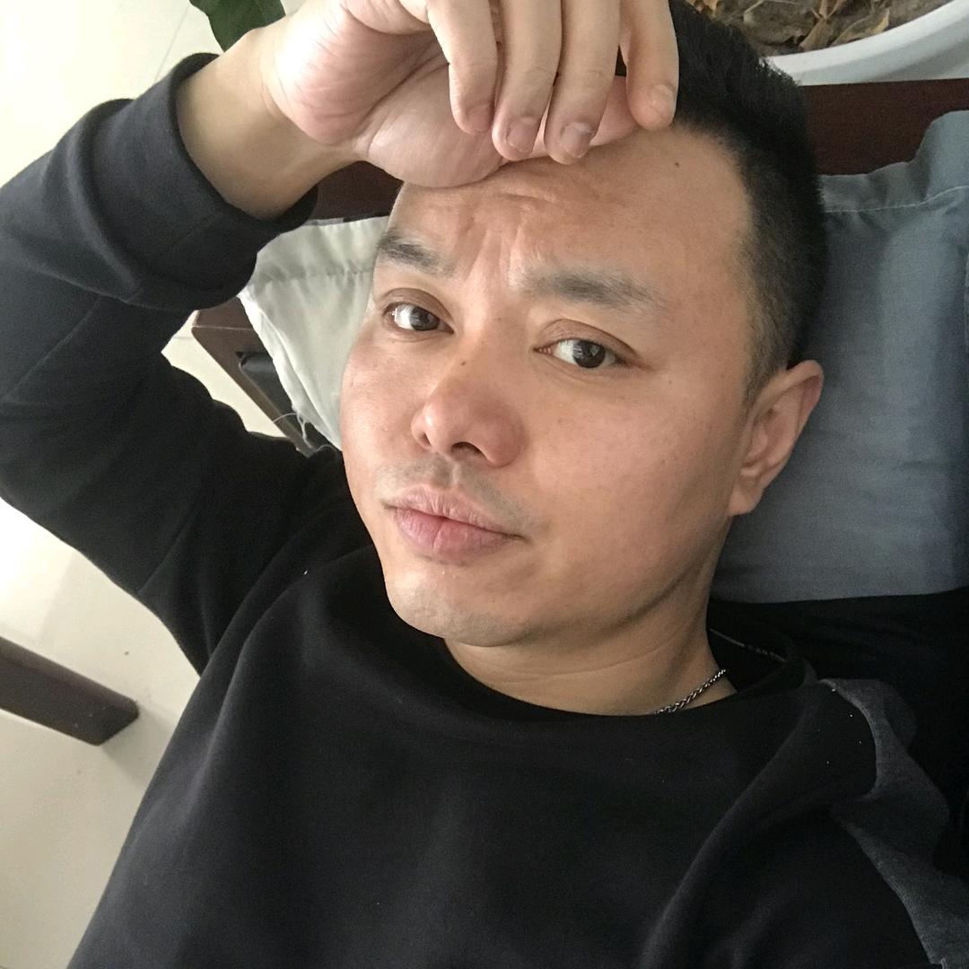 重庆铠恩星星车行-亮哥哥