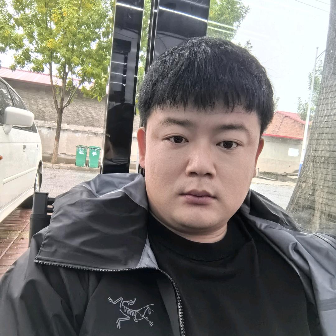 装修大龙（卢龙锦城装饰）