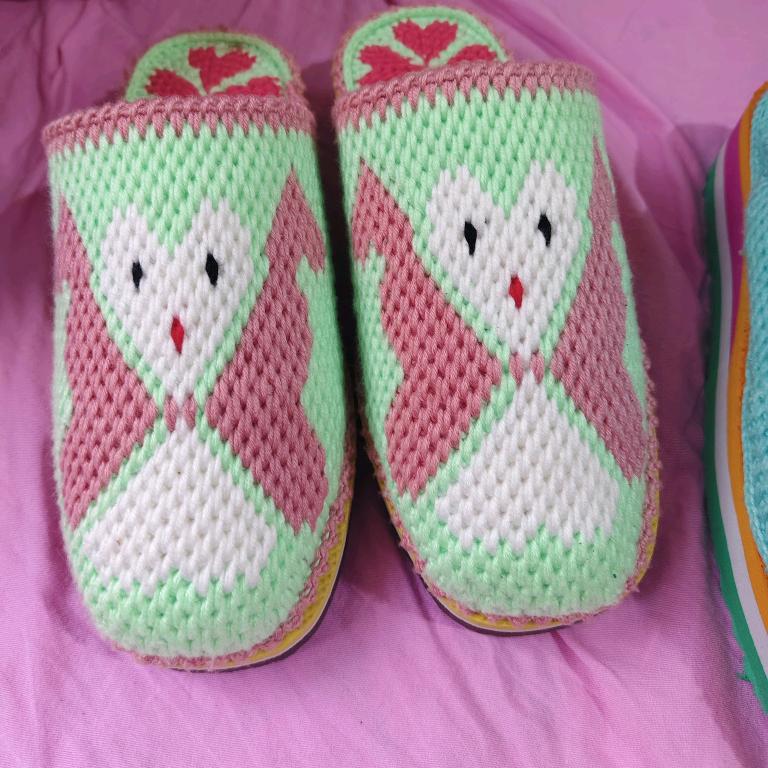 小彝妹