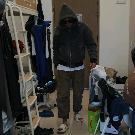大运撞碎龙卷风🌪🚚