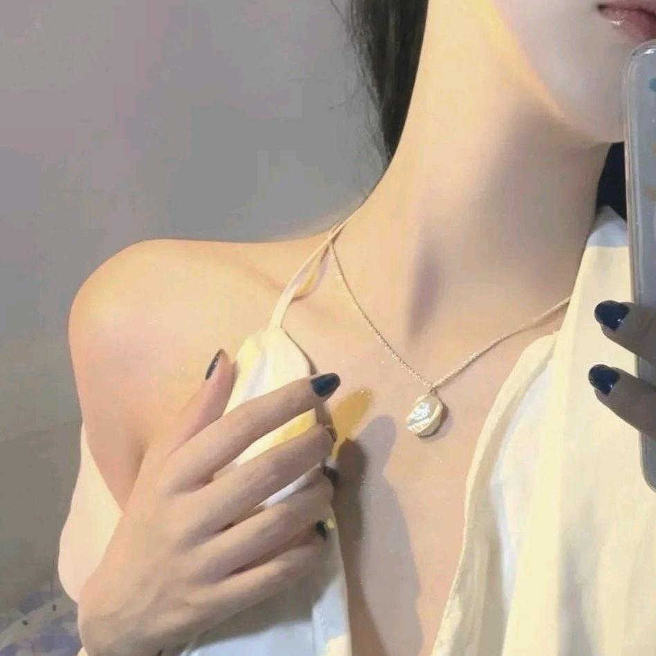 嗳抱抱