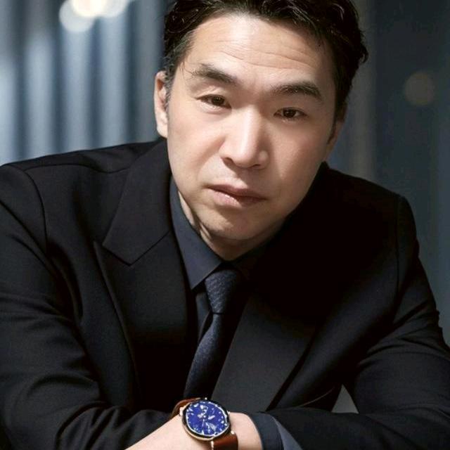 我与青春做个伴。