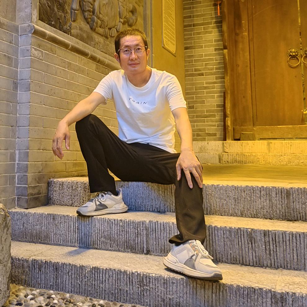 ----杨先生。