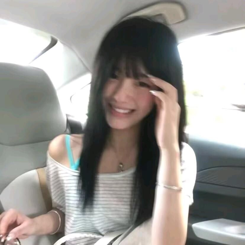 肘粥昼（iiii🐷🍃有🐧👗版