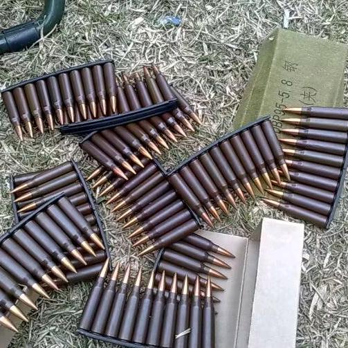 不褪色的绿军装