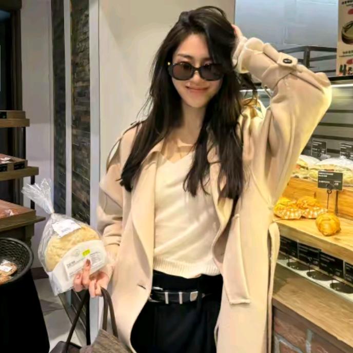 王嬛嬛～精选时尚穿搭