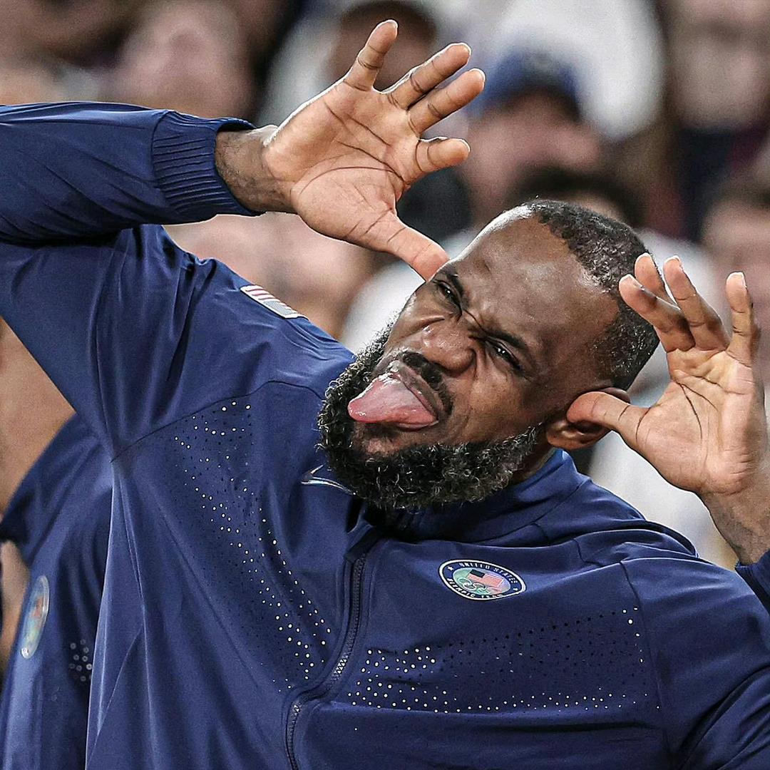 “爱喝果粒橙🏀”