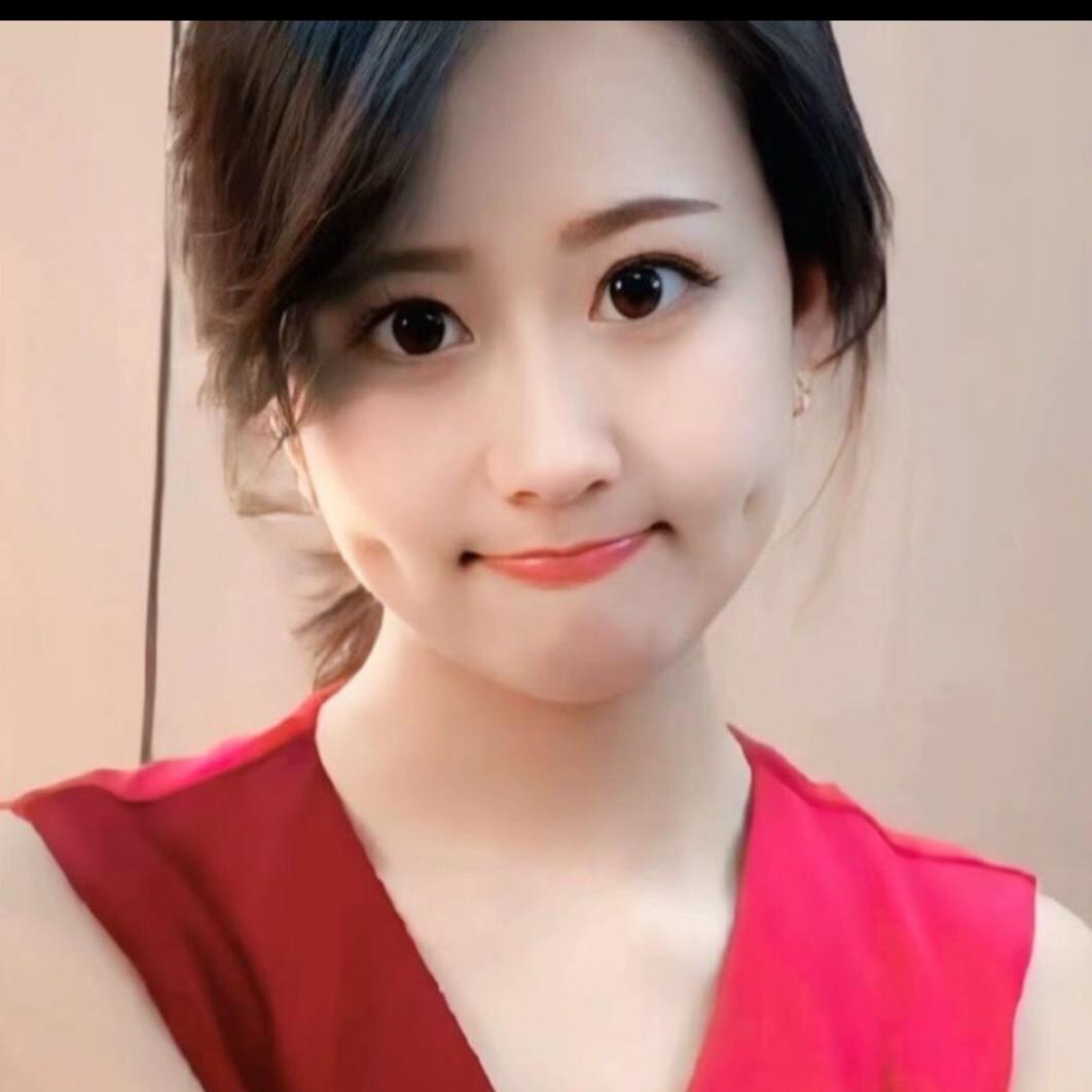 青栀丫头，每天下午两点半开播🎤