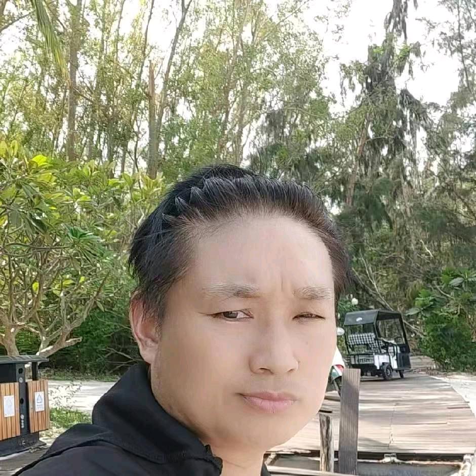 和昌鲜卤鸡杂（拉着大象去遛弯）