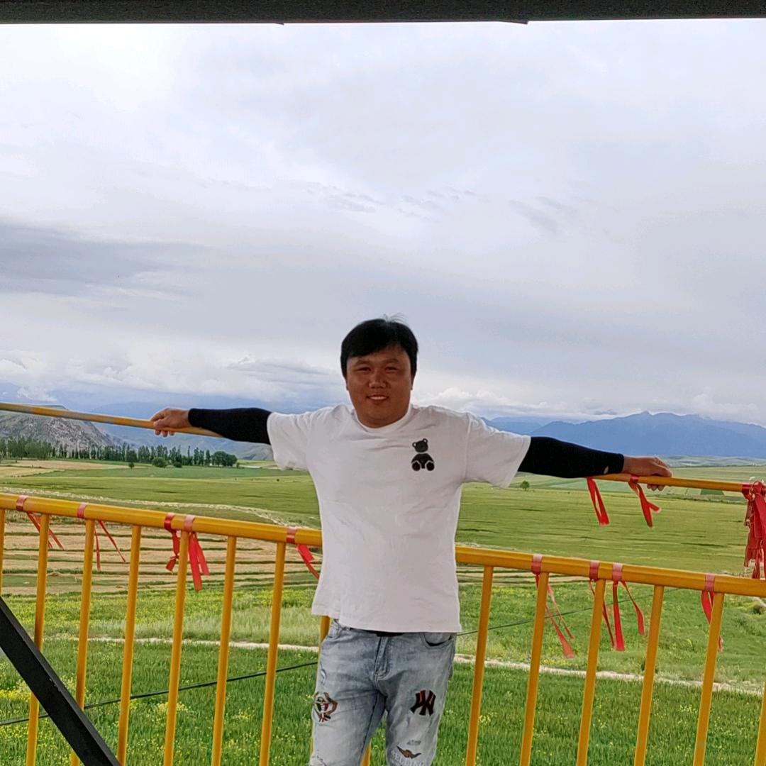 平凡老魏