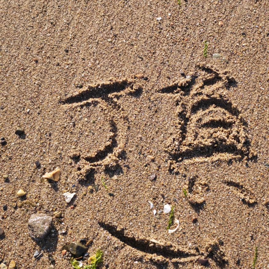 出淤尼而不康呀