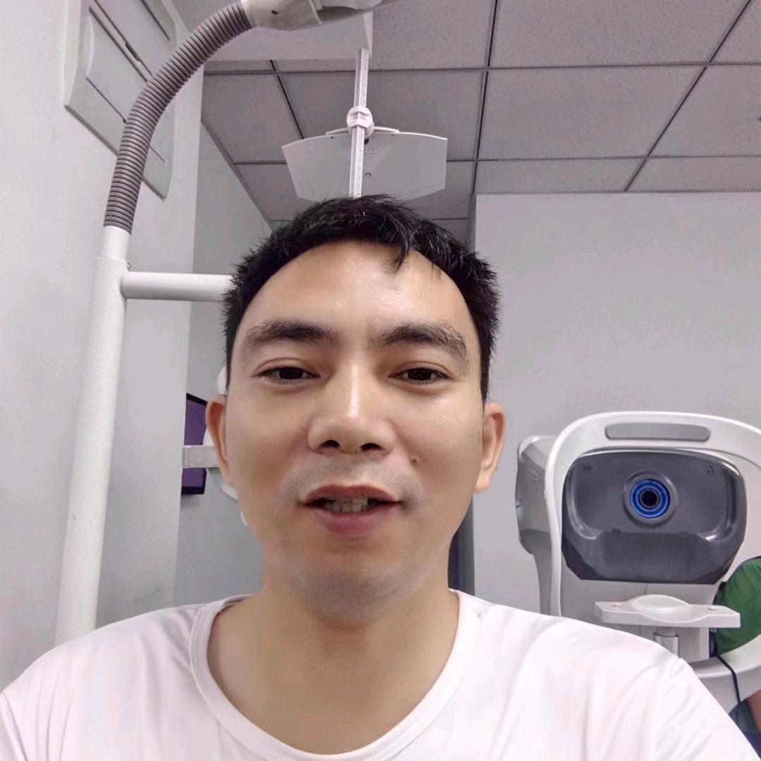 少儿验光师金叔叔